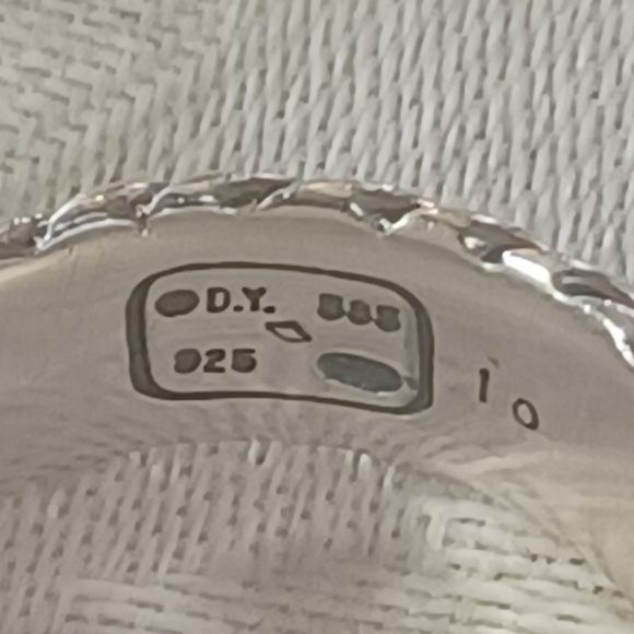 David Yurman Unisex Classic Cable Band Ring, SS & 14k, size 9.5 - Picture 6 of 9